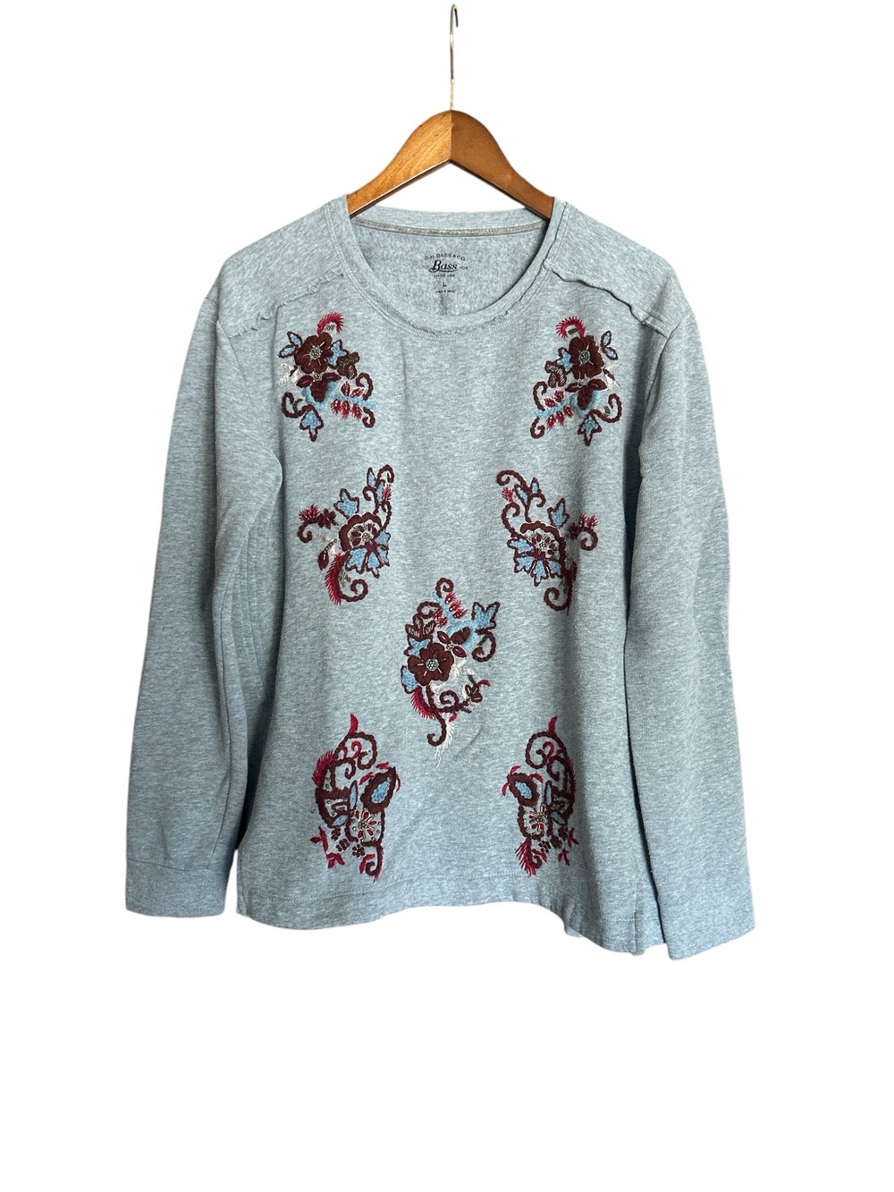 Bass Light Gray Crewneck Sweater with Red & Blue Floral Embroidery